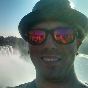 Meet your Posher, Brett